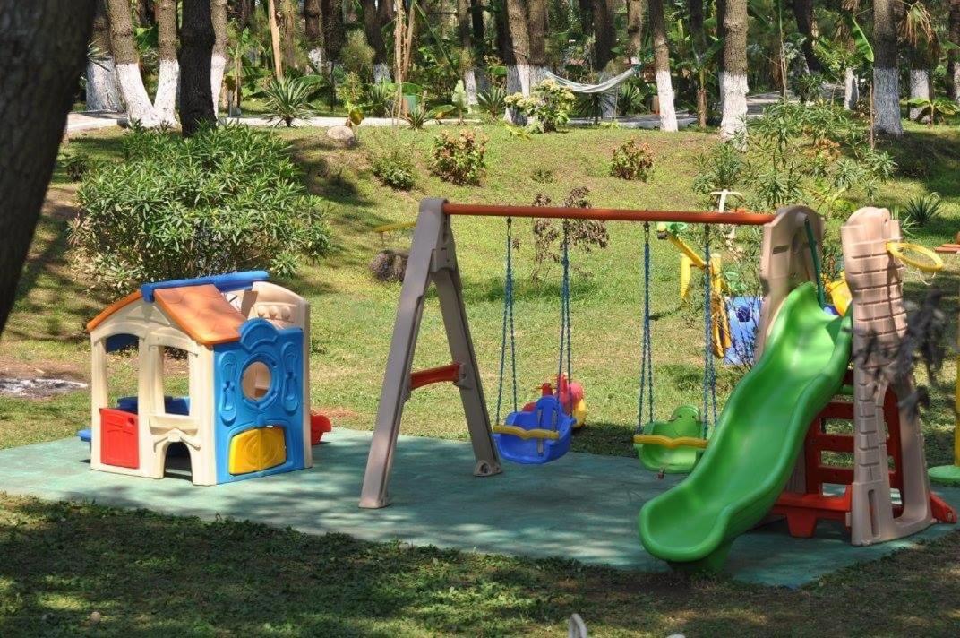 Andamati Beach Resort Grigoleti Eksteriør bilde